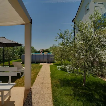 Apartment Black Diamond Vilanija