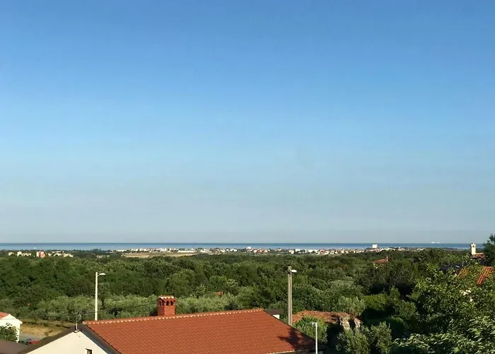 Black Diamond Apartment Vilanija